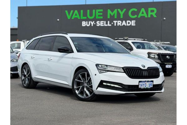 2023 Skoda Superb 3V SportLine image