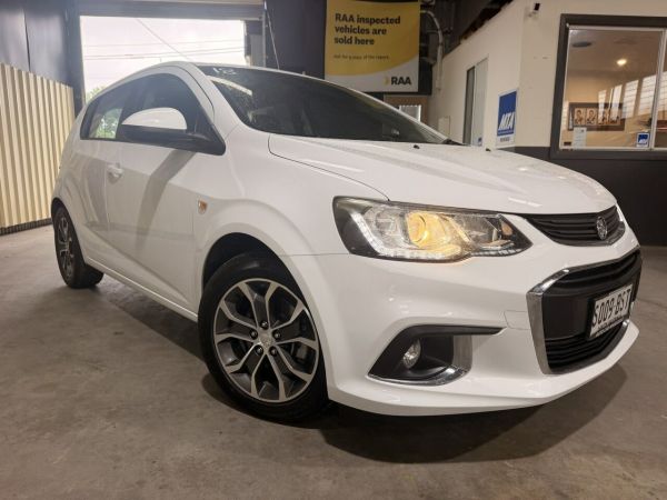 2017 Holden Barina TM MY18 LS White 6 Speed Automatic Hatchback image
