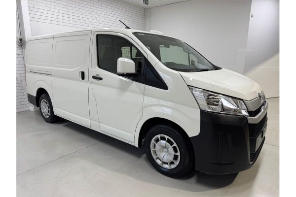 2023 Toyota Hiace GDH300R  image