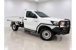 Image for 2018 Toyota Hilux SR GUN126R 4X4