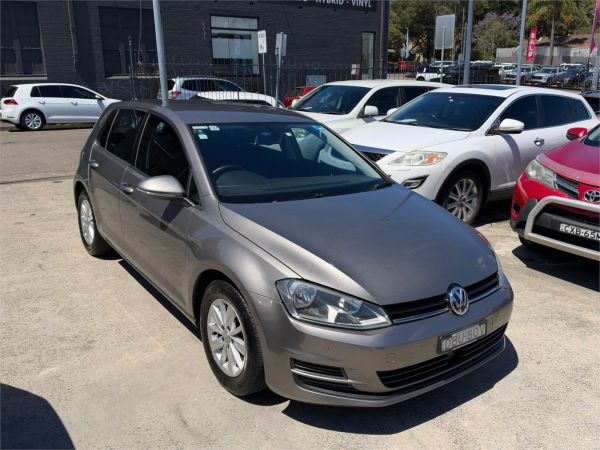 2015 VOLKSWAGEN GOLF 5D HATCHBACK AU MY16 92 TSI TRENDLINE
