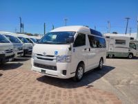 Image for 2017 Toyota HAICE  mobility Van low km
