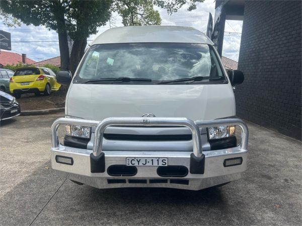 2015 Toyota Hiace Bus KDH223R Commuter image