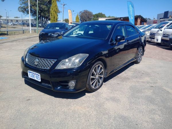 2011 Toyota Crown Athlete Sedan low km image
