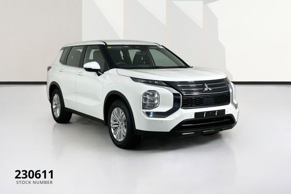 2023 Mitsubishi Outlander ZM ES