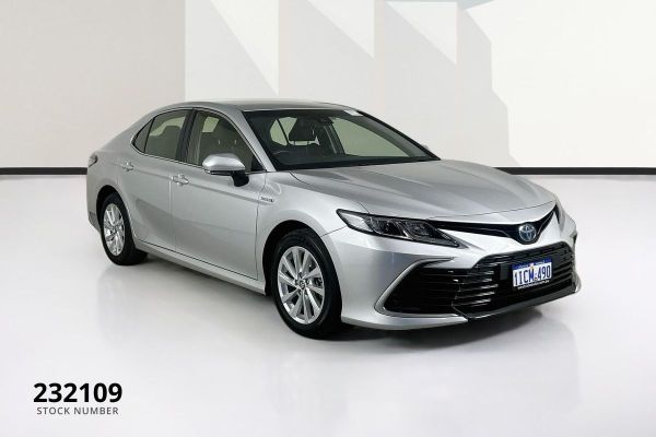 2024 Toyota Camry AXVH70R Ascent