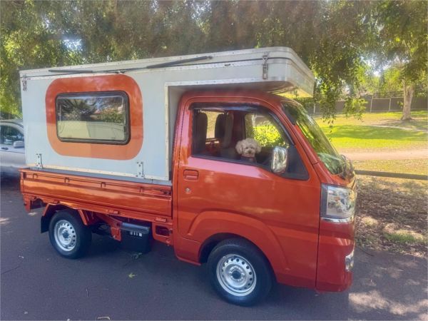 2019 DAIHATSU HIJET Pop Top S510P UPGRADE DAIHATSU HIJET DAIHATSU HIJET 2019 "The Escape Hatch" Pop-Top image