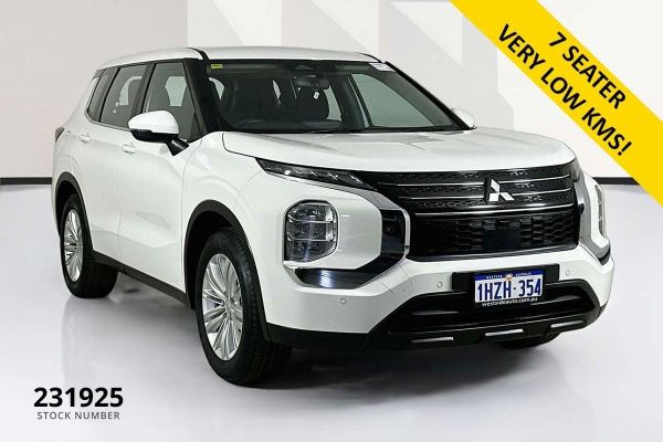 2023 Mitsubishi Outlander ZM ES