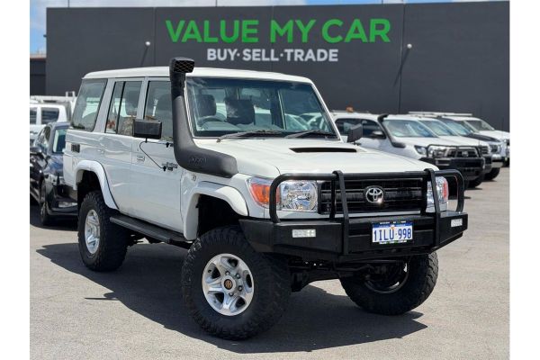 2011 Toyota Landcruiser Workmate VDJ76R image