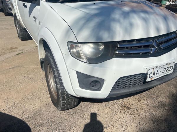 2011 MITSUBISHI TRITON DOUBLE CAB UTILITY MN MY12 GLX (4x4)