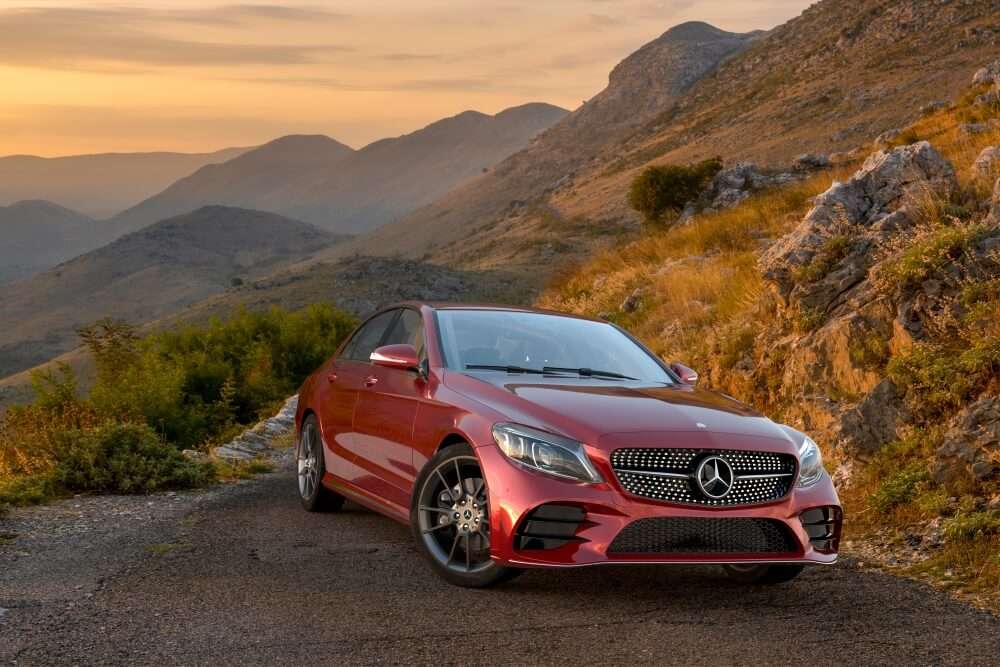 7 Best Luxury Sedans In Australia 2022