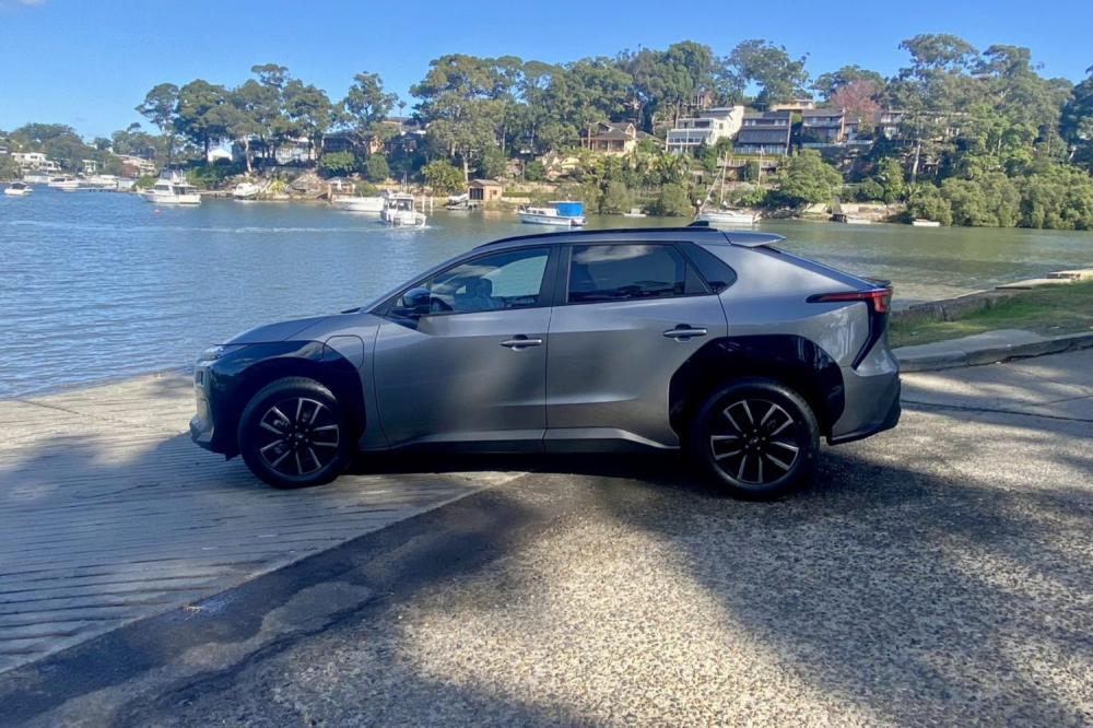 2026 Subaru Solterra AWD