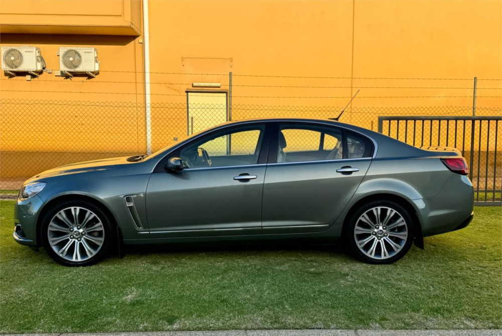 Image for 2014 HOLDEN CALAIS 4D SEDAN VF V 4