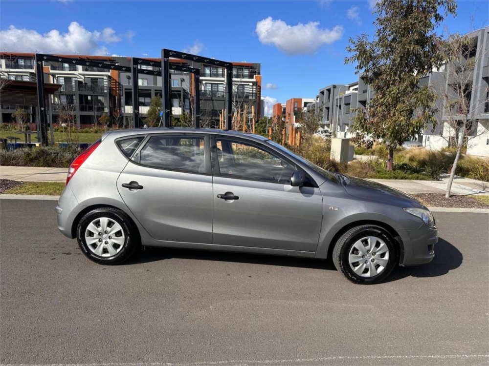 Image for 2010 HYUNDAI i30 5D HATCHBACK FD MY10 SX 2