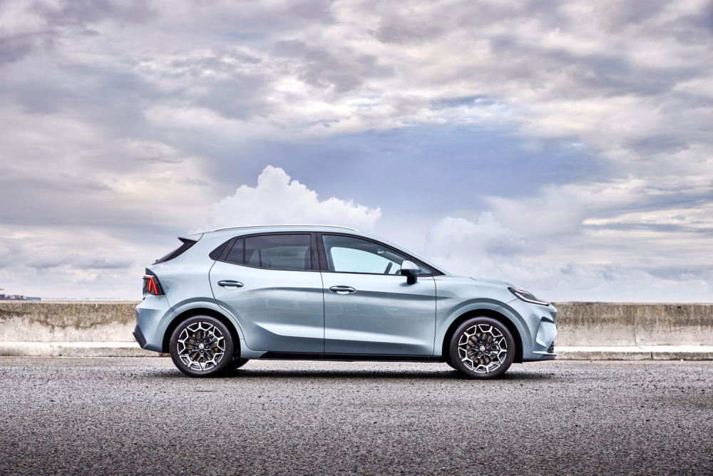 Familar name, different car: the 2026 MG4 EV Urban Essence 54
