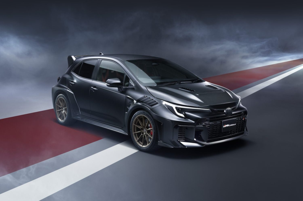 Toyota takes covers off Nürburgring-bred GRMN Corolla image