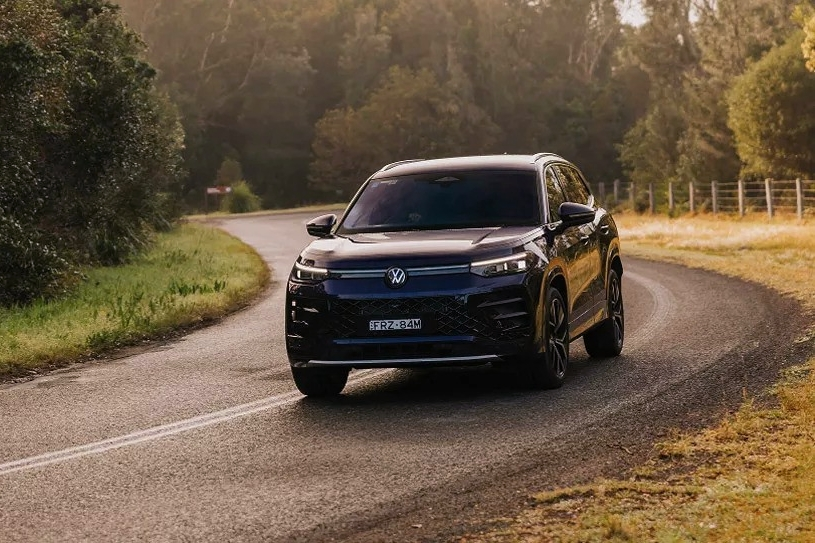 An SUV that changes the game: the 2026 Volkswagen Tayron 195TSI R-Line